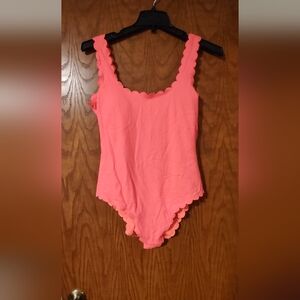 Coral Scalloped Edge Tank Top